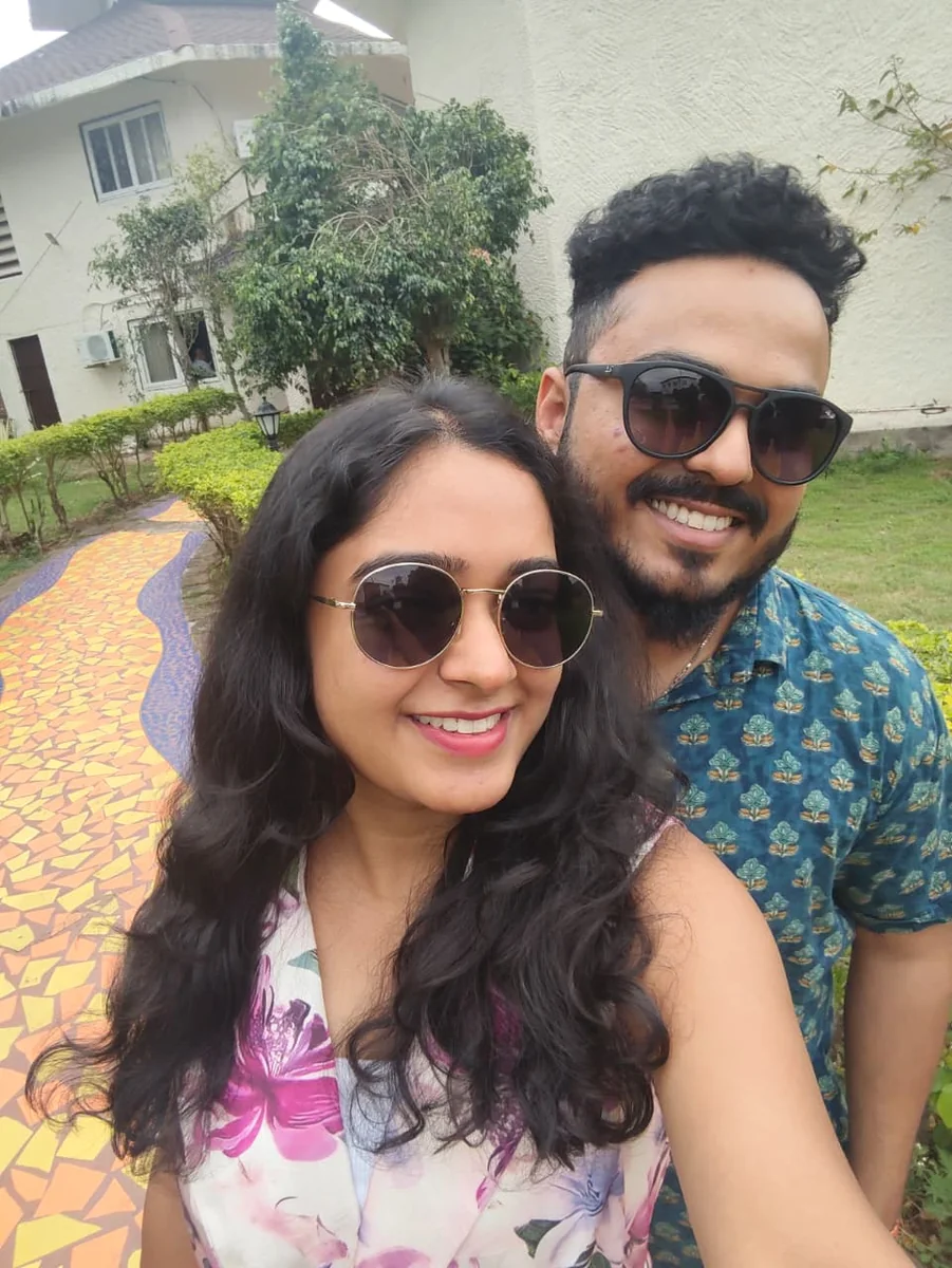 Shivani and Abhishek — photograph 4